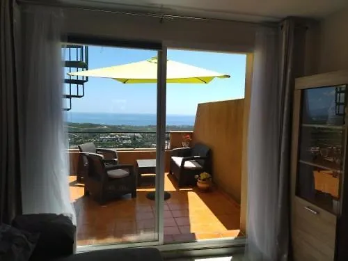 카사레스 Penthouse Dona Julia Golf Club 아파트 스페인